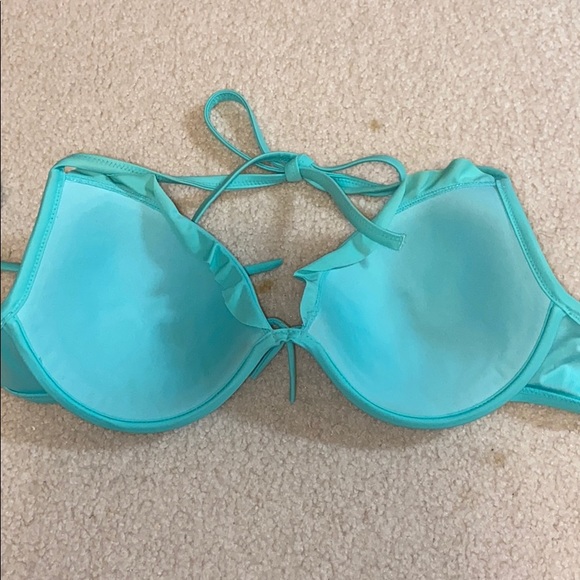 Bikini top! - Picture 2 of 3